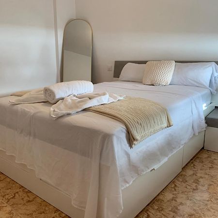 Apartamento Pisos Baraja Gl Madrid Exterior foto