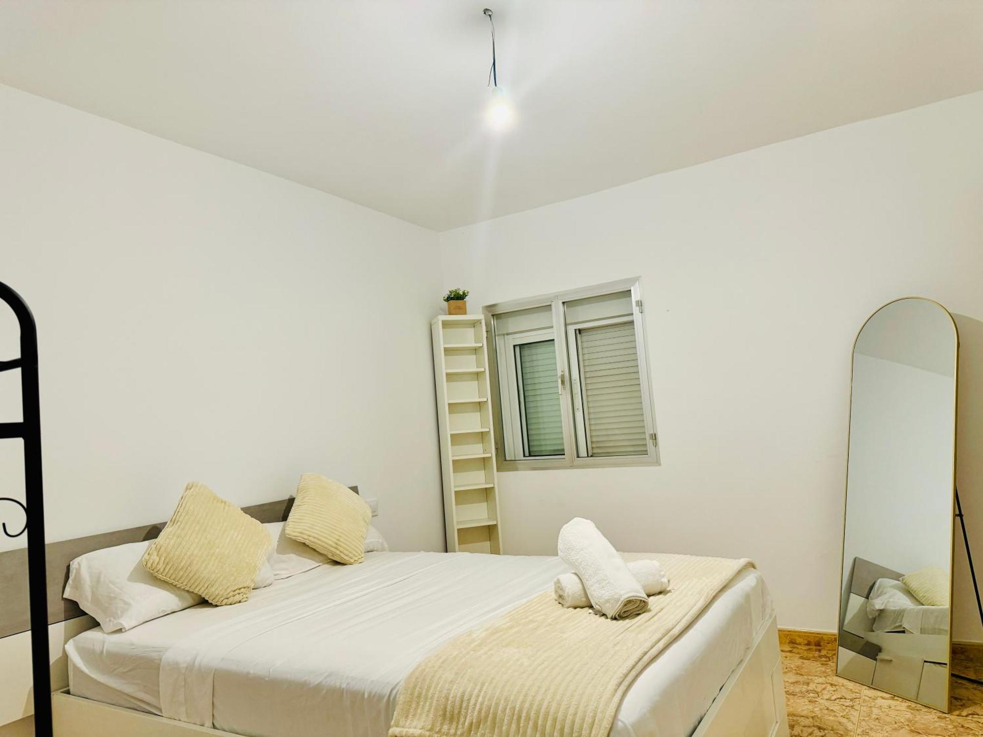 Apartamento Pisos Baraja Gl Madrid Exterior foto